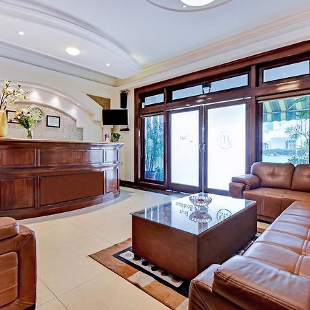 Collection O Hotel Four Boutique Kukas Εξωτερικό φωτογραφία