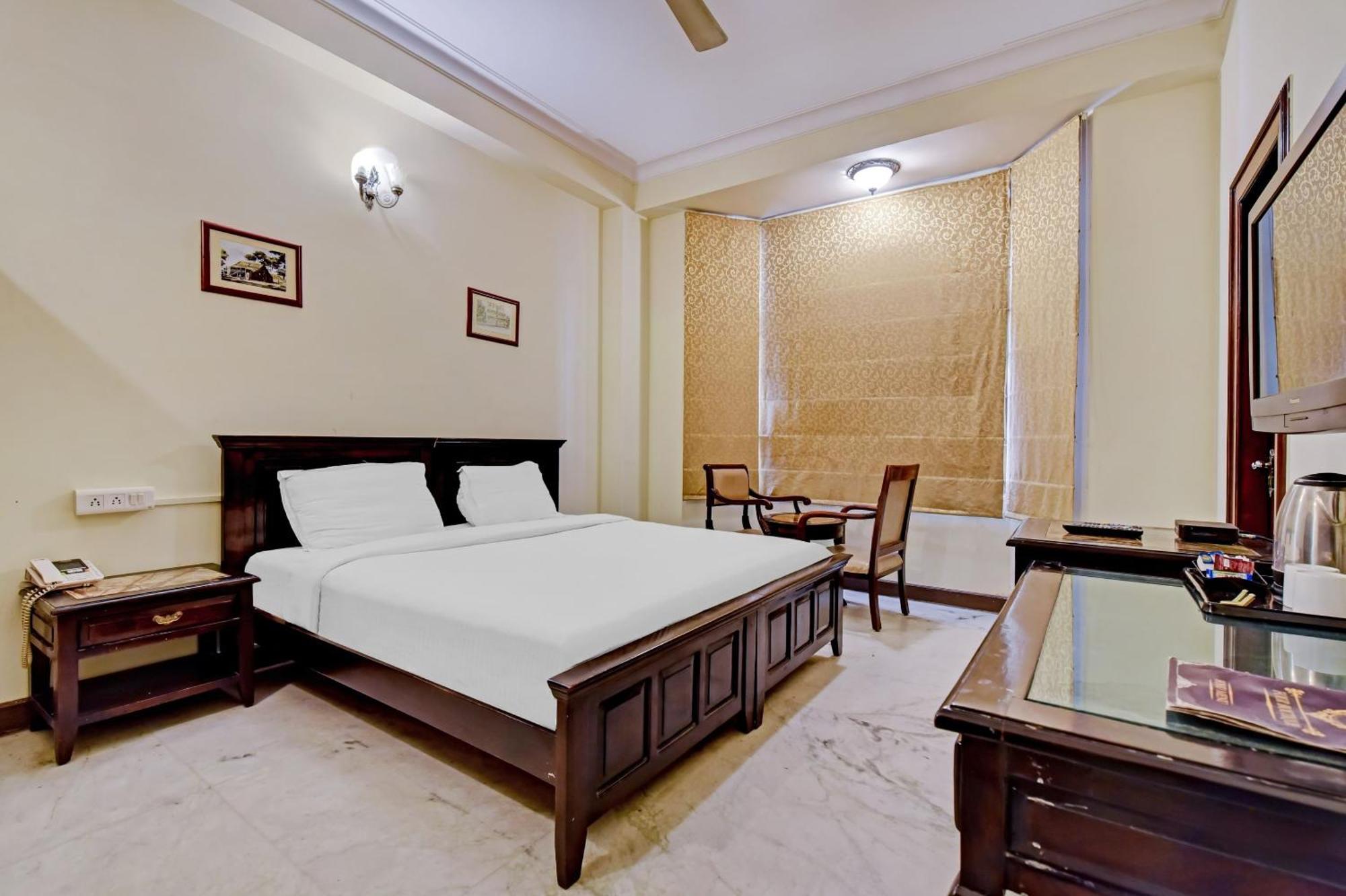Collection O Hotel Four Boutique Kukas Εξωτερικό φωτογραφία