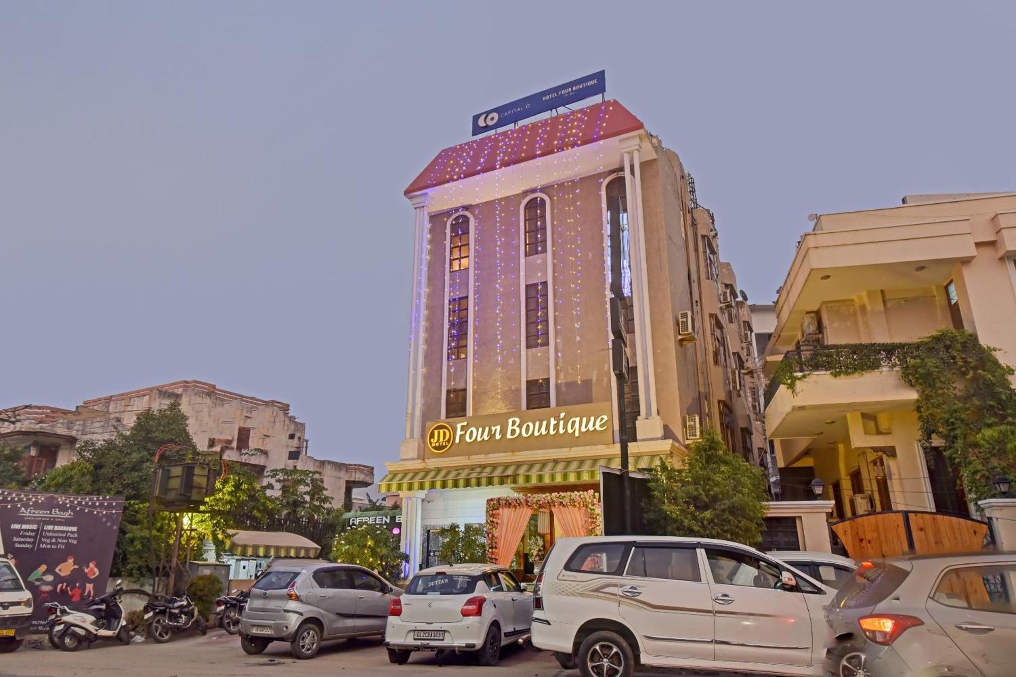 Collection O Hotel Four Boutique Kukas Εξωτερικό φωτογραφία