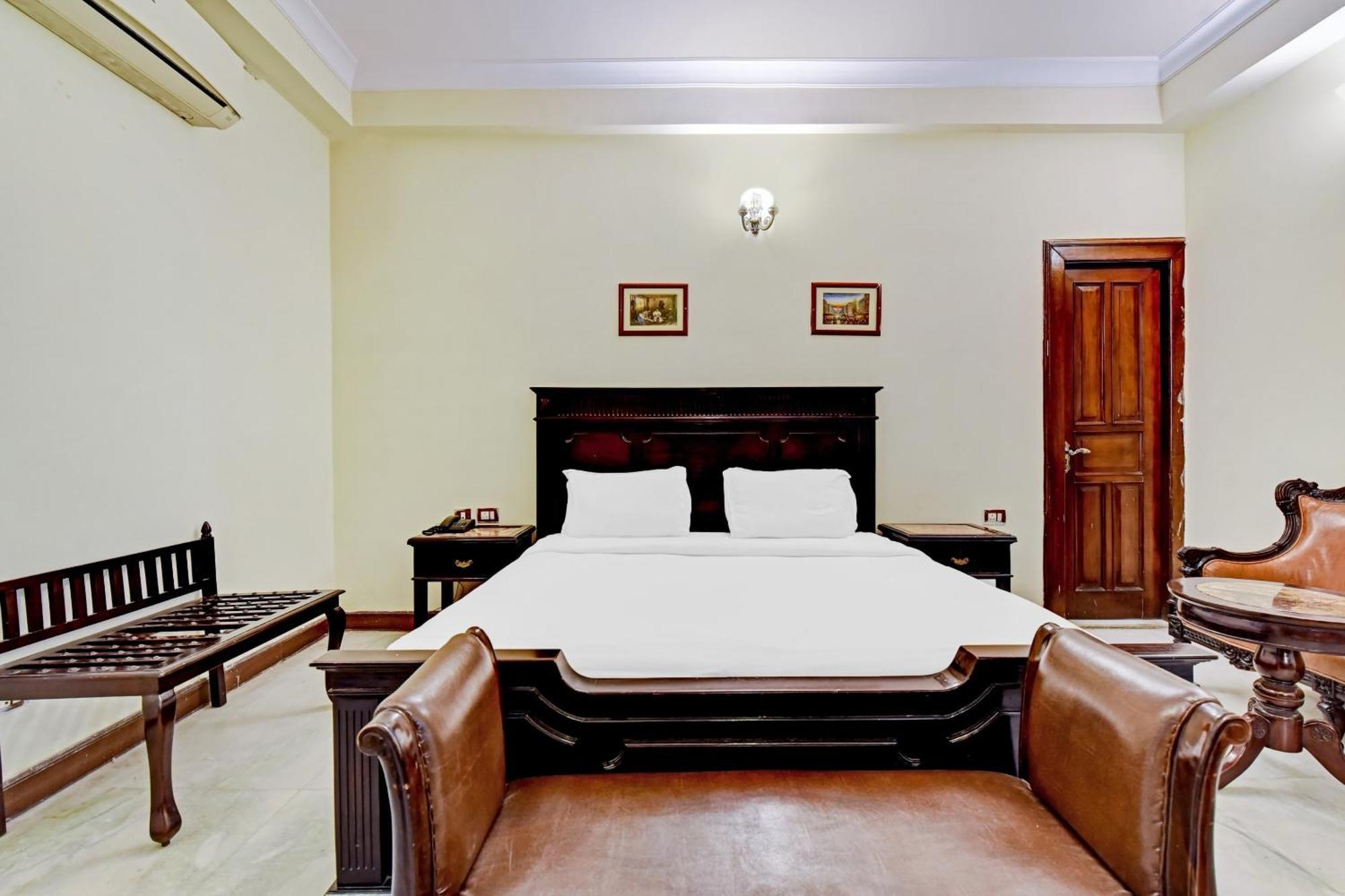 Collection O Hotel Four Boutique Kukas Εξωτερικό φωτογραφία