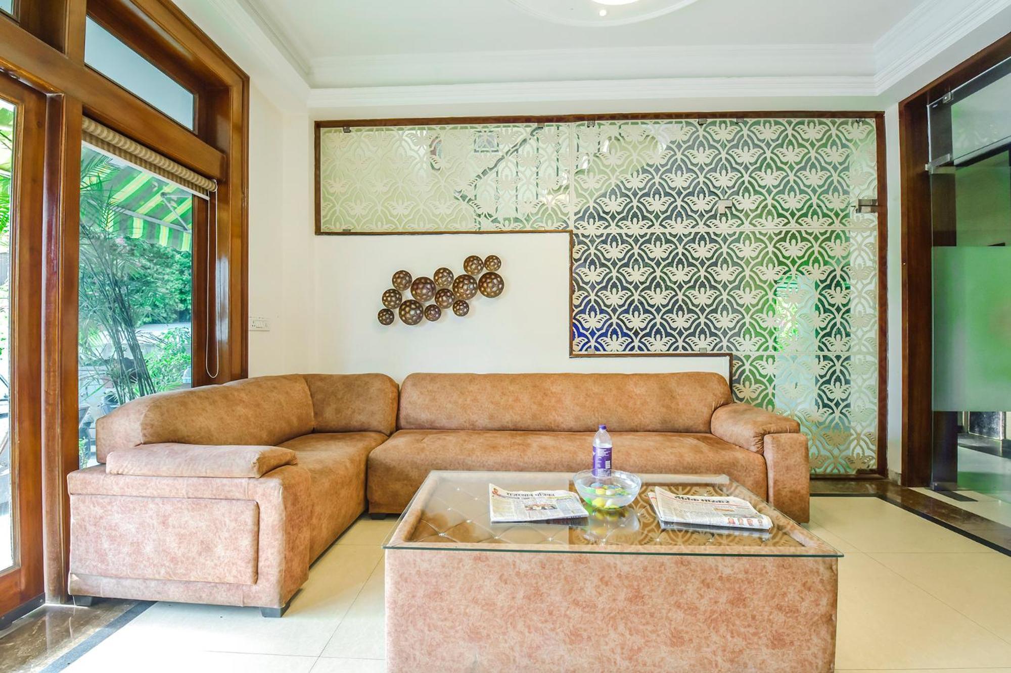 Collection O Hotel Four Boutique Kukas Εξωτερικό φωτογραφία