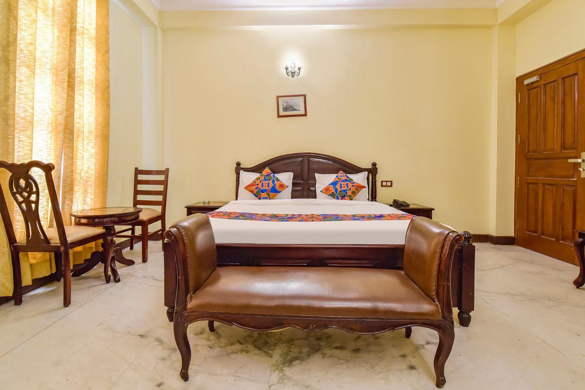 Collection O Hotel Four Boutique Kukas Εξωτερικό φωτογραφία