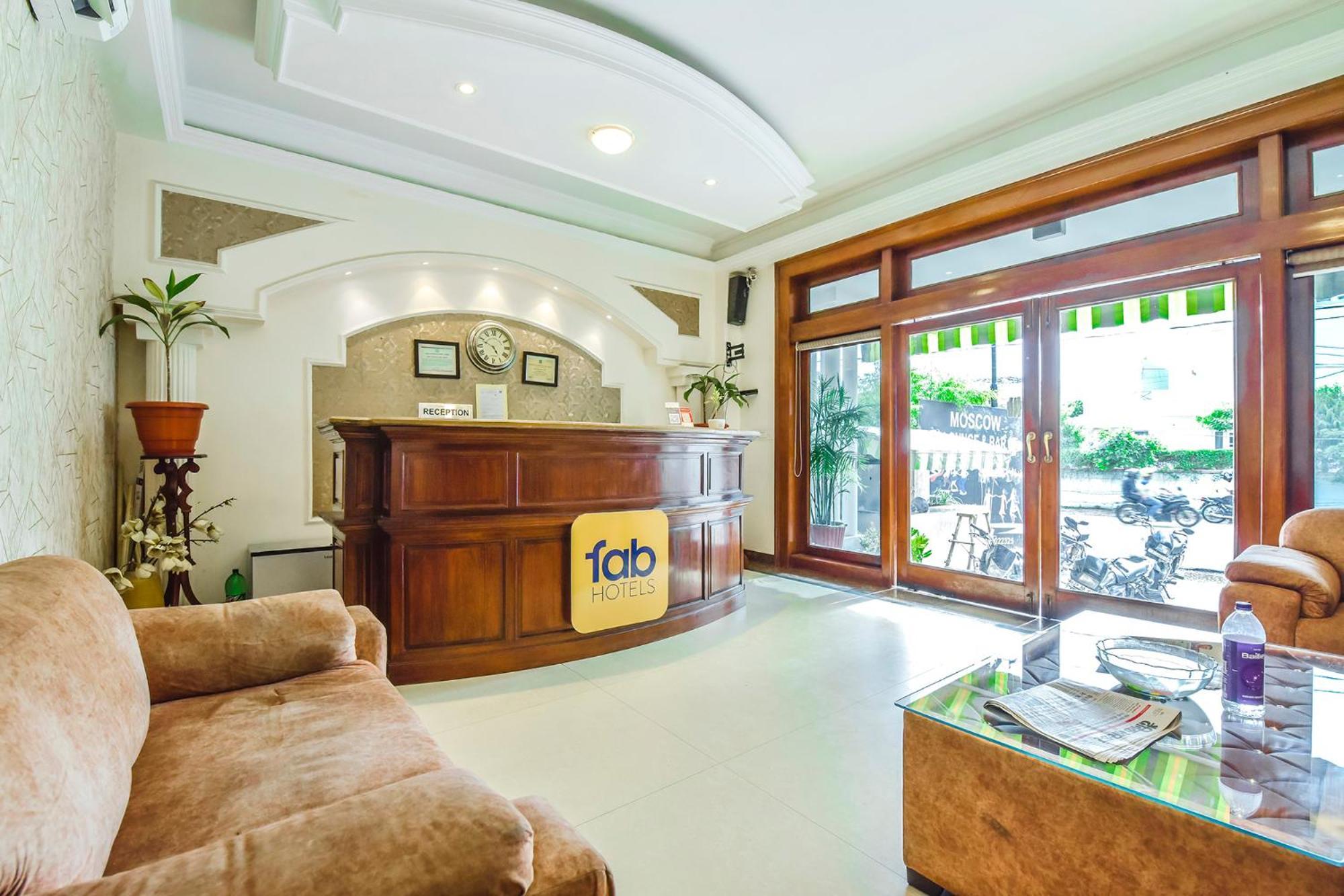 Collection O Hotel Four Boutique Kukas Εξωτερικό φωτογραφία